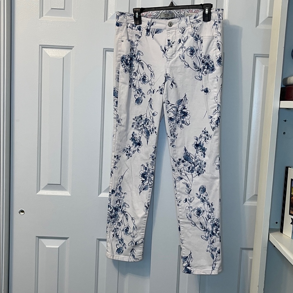 Straight Leg Floral Print Women's Jeans - White with Navy Floral